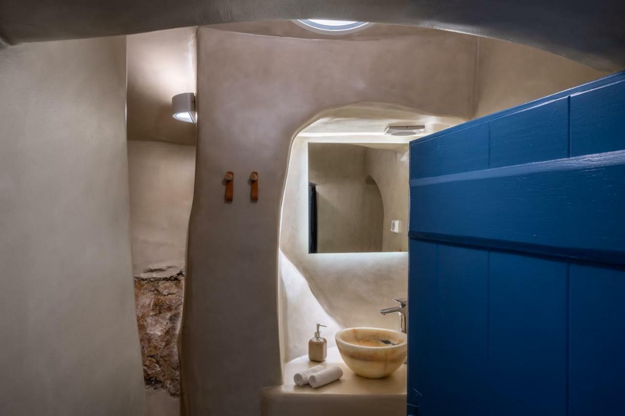 Nalas Suites Emporio  Экстерьер фото